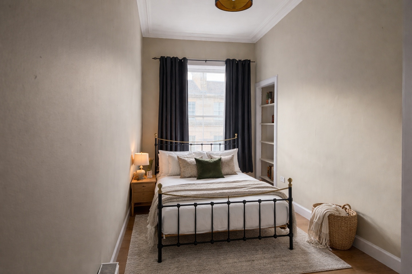 3 Bed Flat, Broughton St, EH1, N1 7GU photo 4