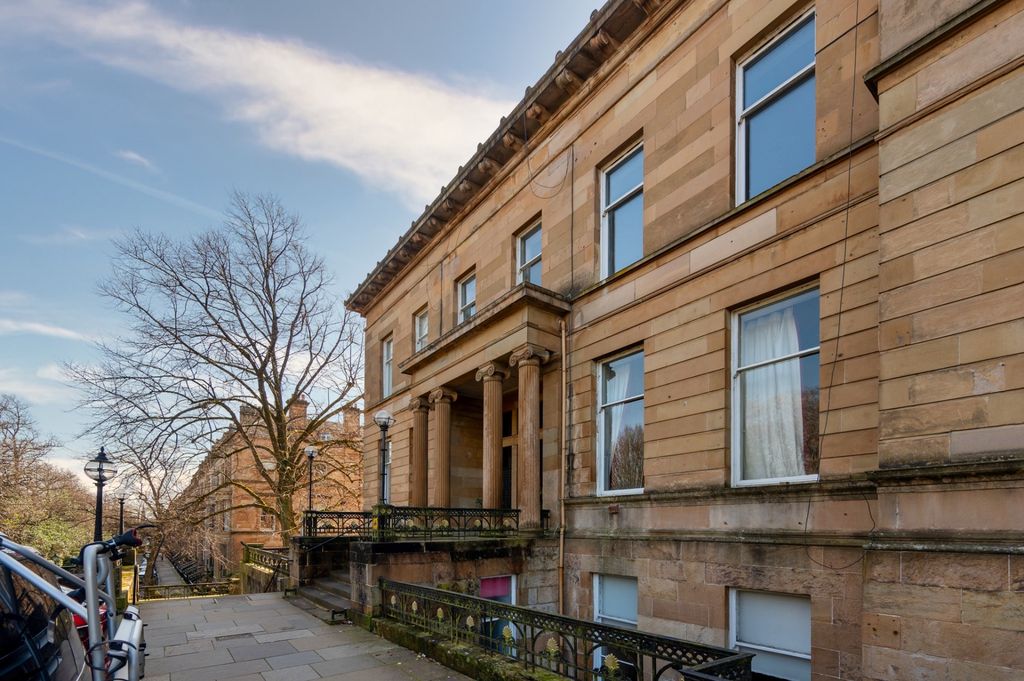2 bed flat to rentGreat Western Terrace, Hyndland, Glasgow G12
