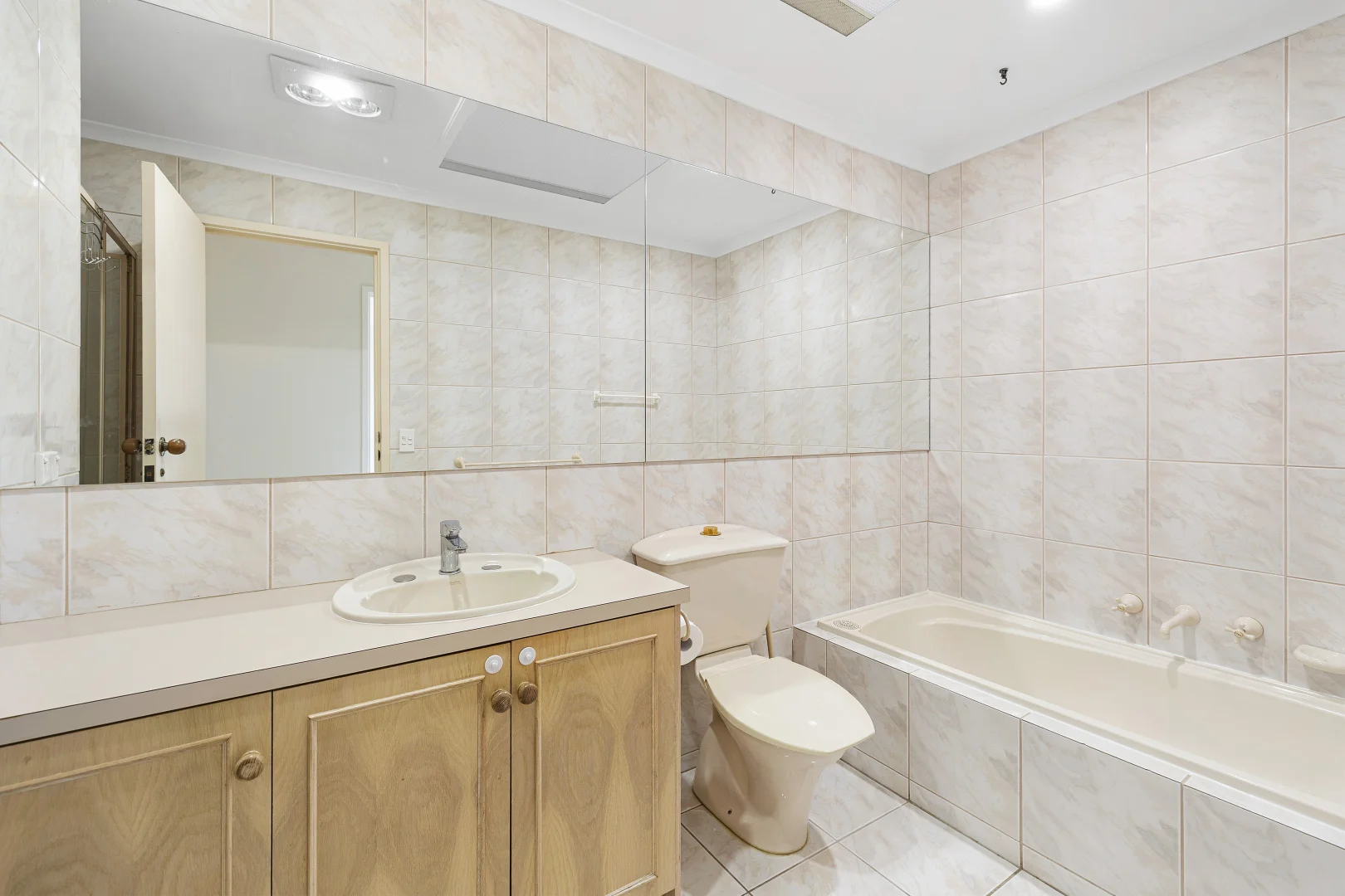 Additional image 5 of 42 Boardman Close, Box Hill South VIC 3128