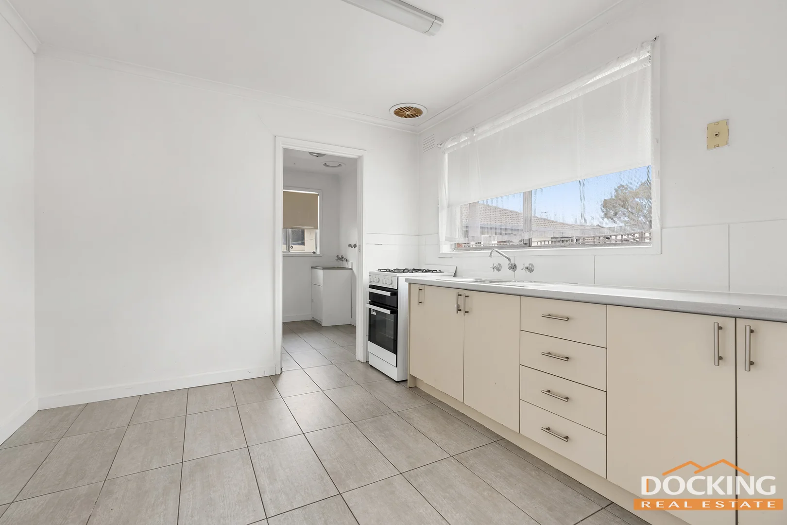 Additional image 3 of 1/14 Mcclares Road, Vermont VIC 3133