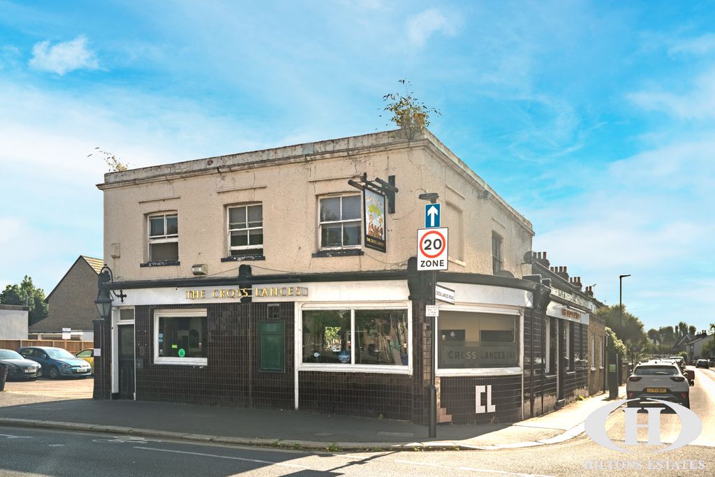 Land for saleHanworth Road, Hounslow TW3