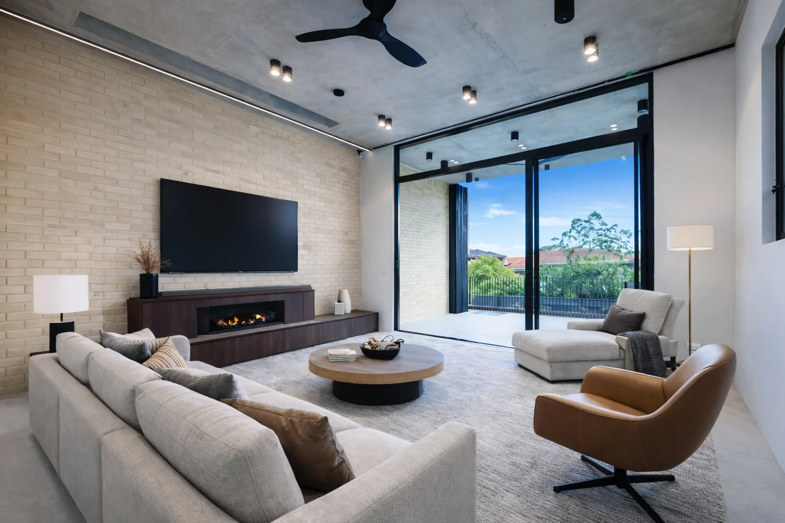 Additional image 3 of 33B Pambula Crescent, Woodpark NSW 2164