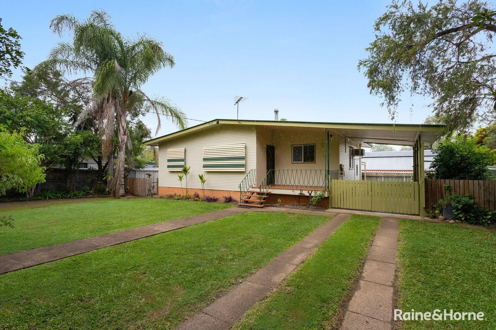 14 Jellicoe Street, Brassall QLD 4305