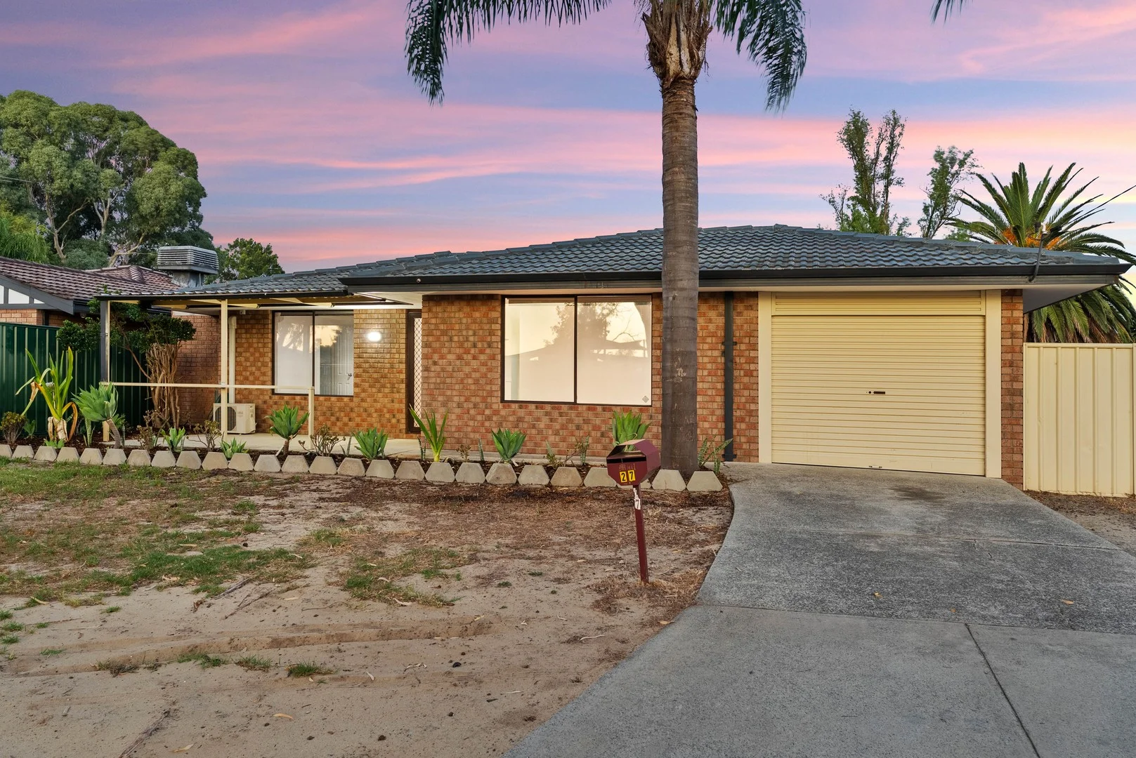 27 San Jacinta Road, Seville Grove WA 6112