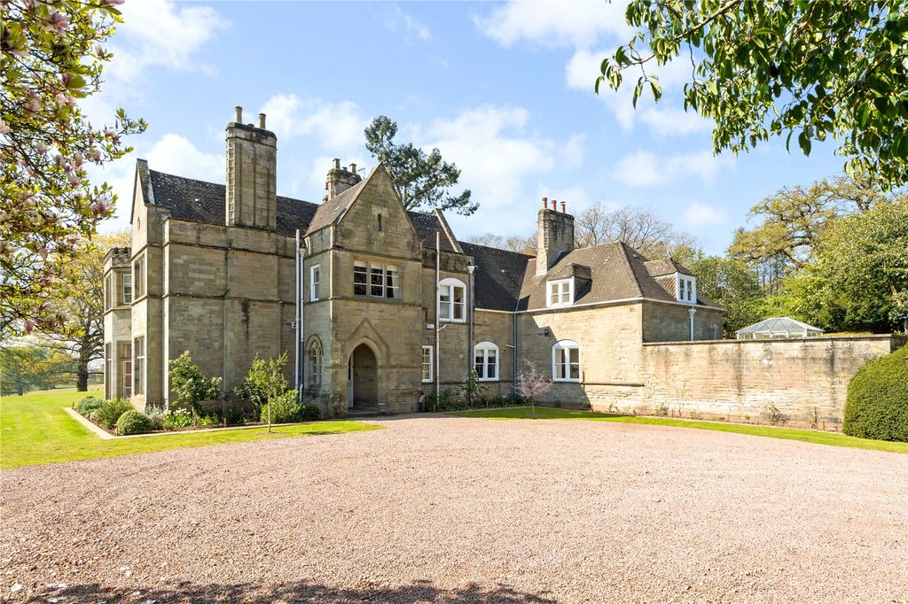 6 bed detached house to rentLydney Park Estate, Lydney, Gloucestershire GL15
