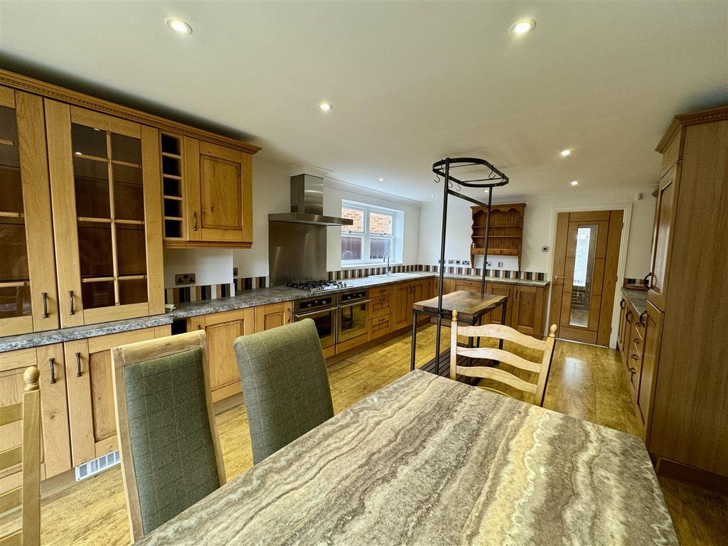 Additional image 18 of 3 bed detached house to rentNorthside Close, Middridge, Newton Aycliffe DL5
