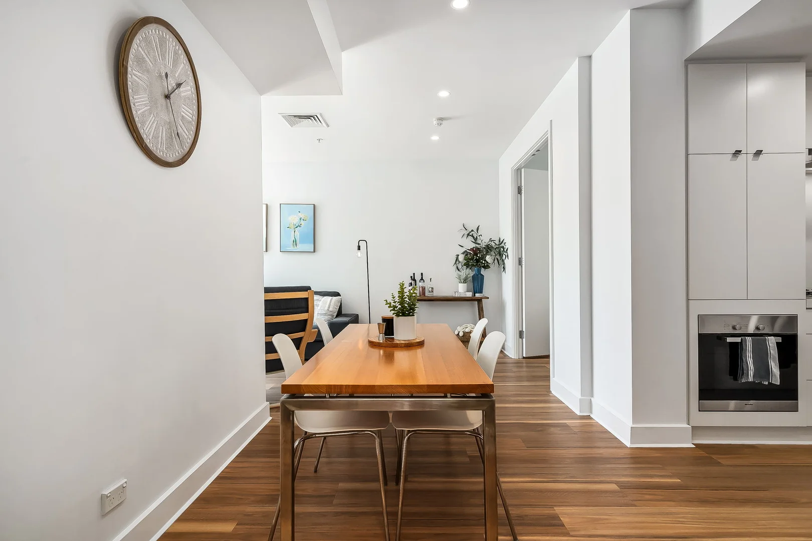 Additional image 3 of 213/211 Grenfell Street, Adelaide SA 5000