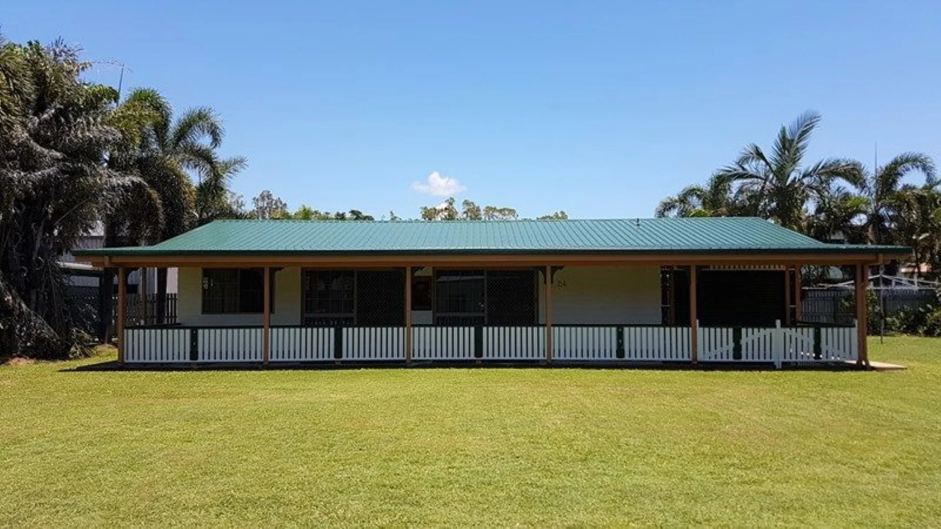 24 Burton St, Midge Point QLD 4799