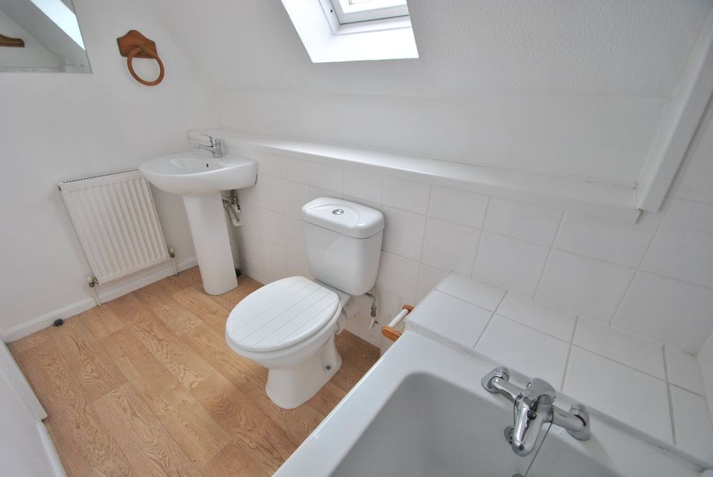 Additional image 8 of 1 bed property for saleThe Cloisters, Bishops Cleeve, Cheltenham GL52