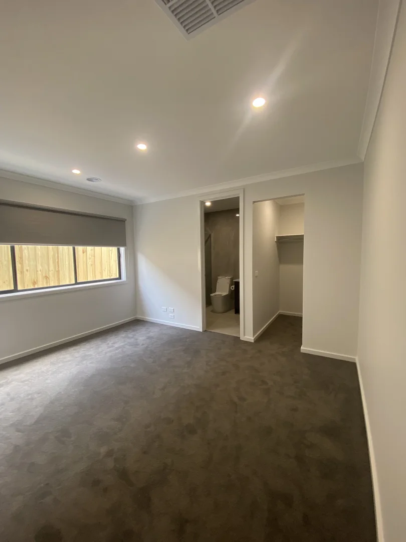 Additional image 2 of 4 Florina Road, Fraser Rise VIC 3336