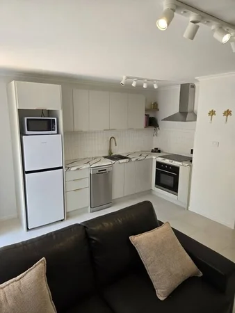 Additional image 4 of 3/24 Darrambal Street, Surfers Paradise QLD 4217