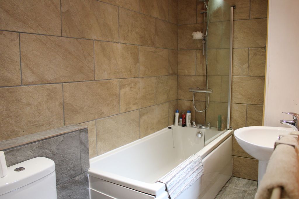 Additional image 8 of 2 bed terraced house to rentAlbert Street, Brigg DN20