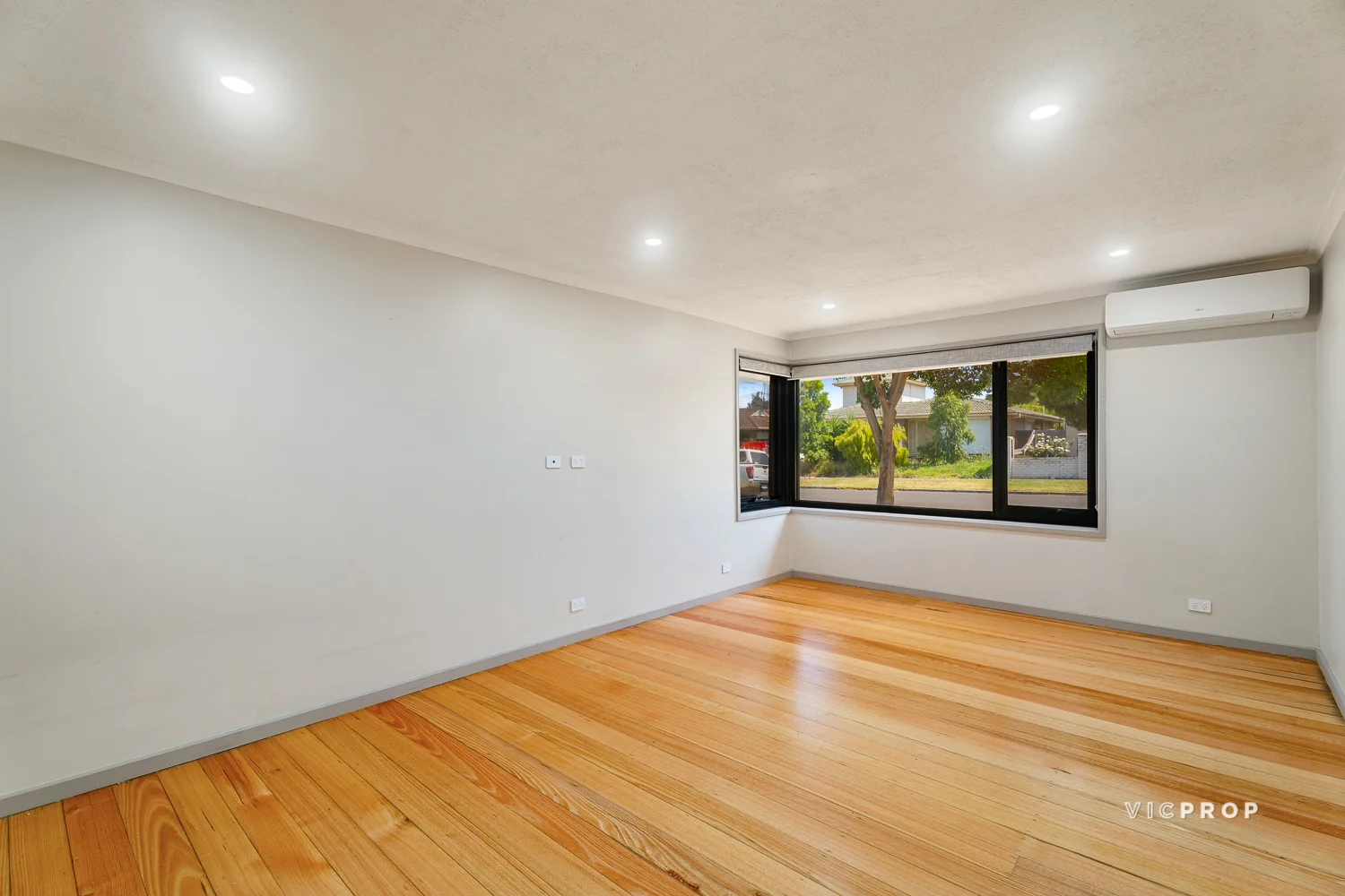 Additional image 2 of 24 Vista Drive, Melton VIC 3337