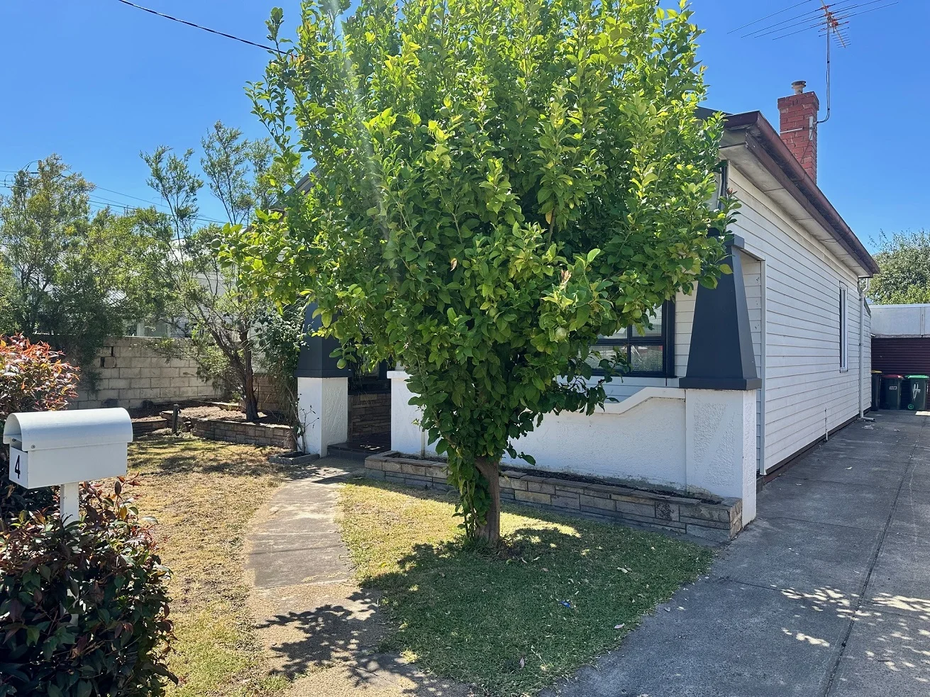 4 Sussex Street, Pascoe Vale South VIC 3044