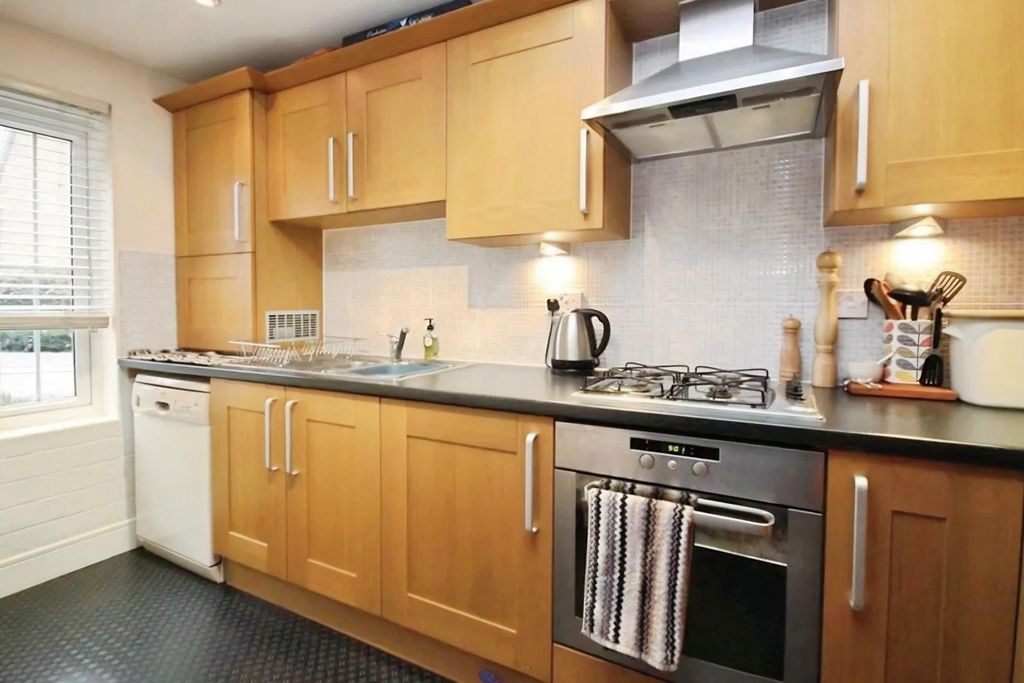 Additional image 2 of 3 bed terraced house to rentWellswood, Haywards Heath RH16
