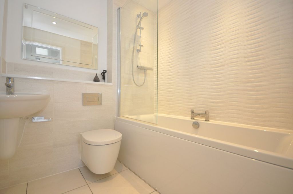 Additional image 12 of 4 bed semi-detached house to rentClover Drive, Cheltenham GL52