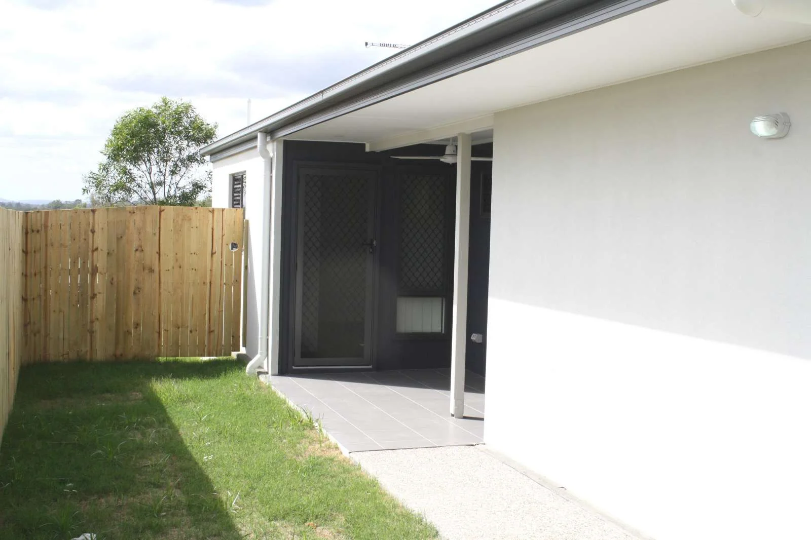 Additional image 3 of 2/9 Nike Street, Wulkuraka QLD 4305