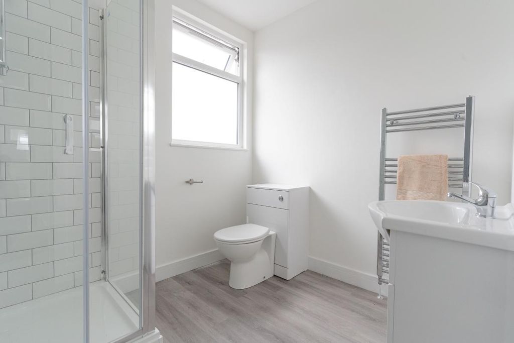 Additional image 5 of 7 bed shared accommodation to rentMargate Road, Southsea, Hampshire PO5