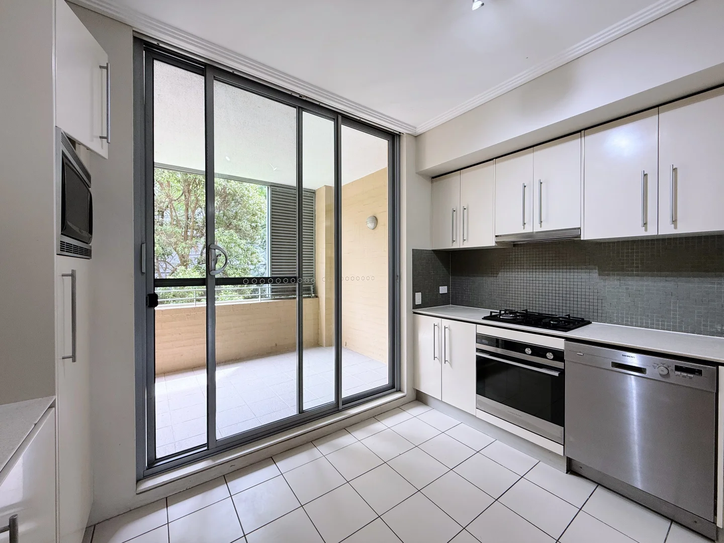 Additional image 4 of Level 2/3 The Piazza, Wentworth Point NSW 2127