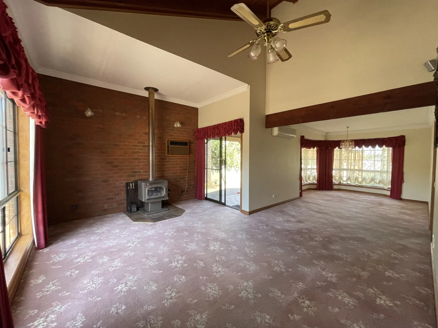 Additional image 2 of 48 Akoonah Drive, Golden Square VIC 3555