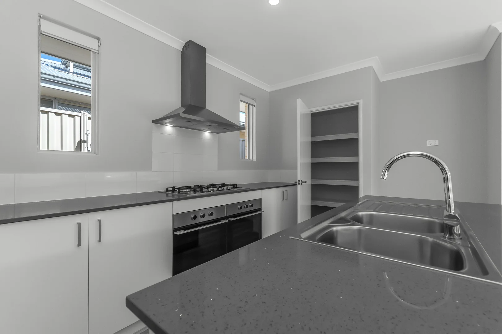 Additional image 7 of 90 Moncrieff Parade, Golden Bay WA 6174