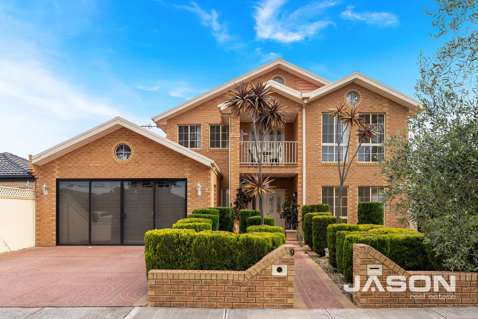 9 Salween Crescent, Roxburgh Park VIC 3064