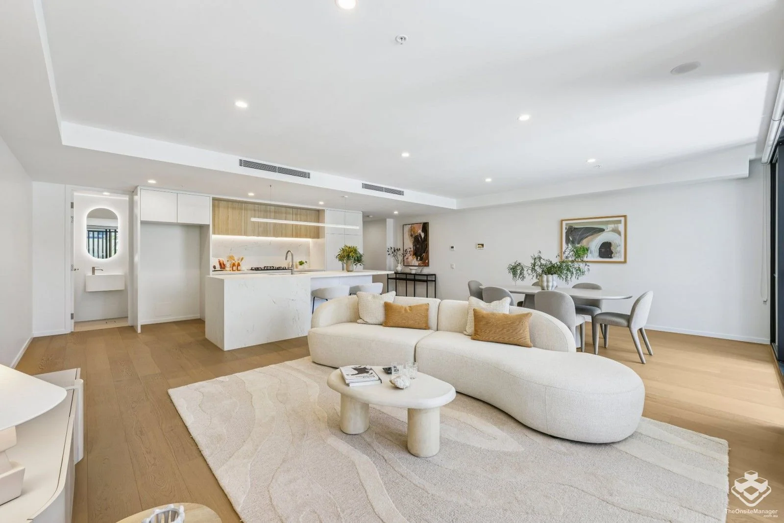 Additional image 20 of ID:21169305/25 Woodroffe Avenue, Main Beach QLD 4217