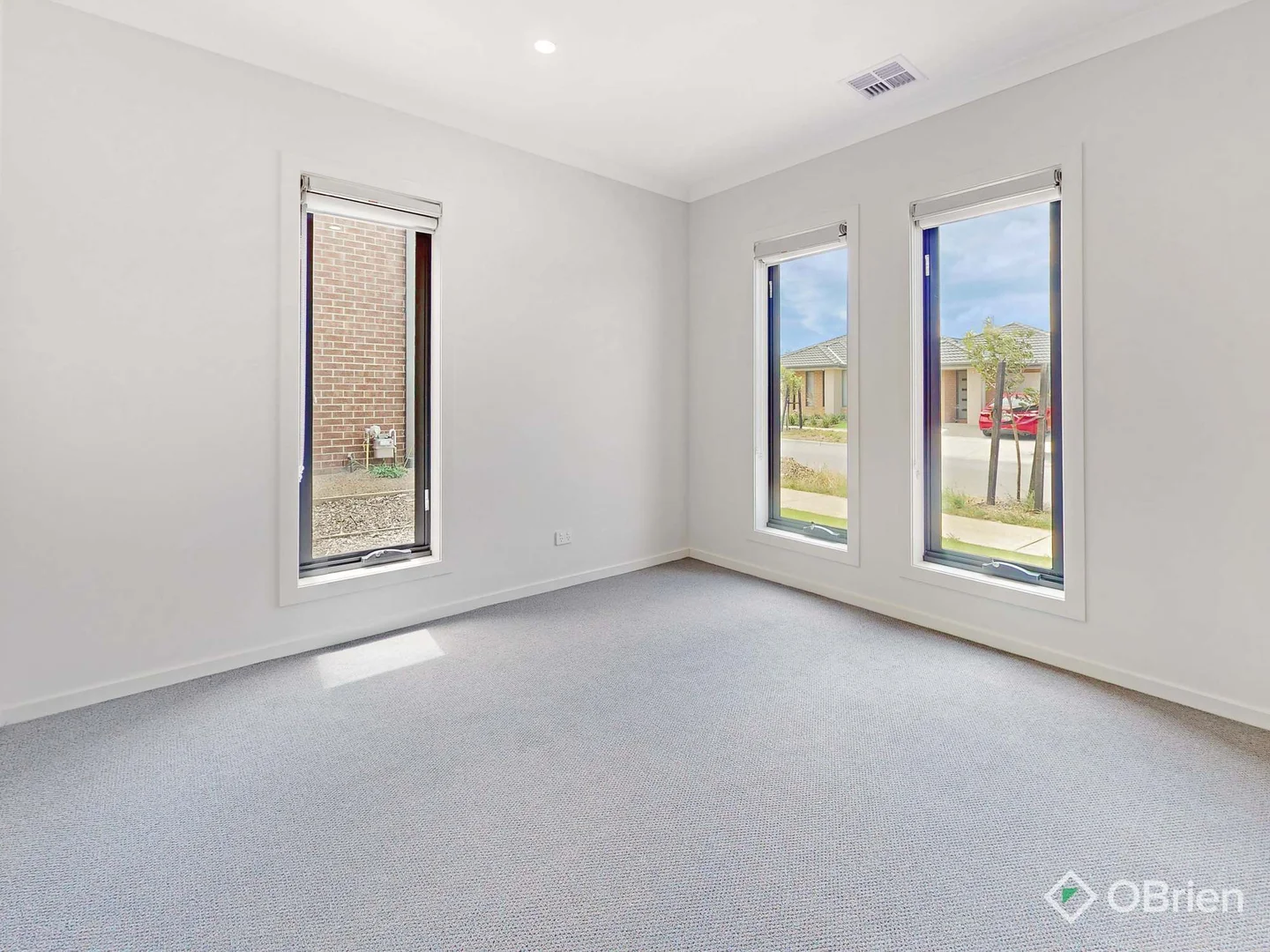 Additional image 4 of 13 Clelland Way, Clyde North VIC 3978