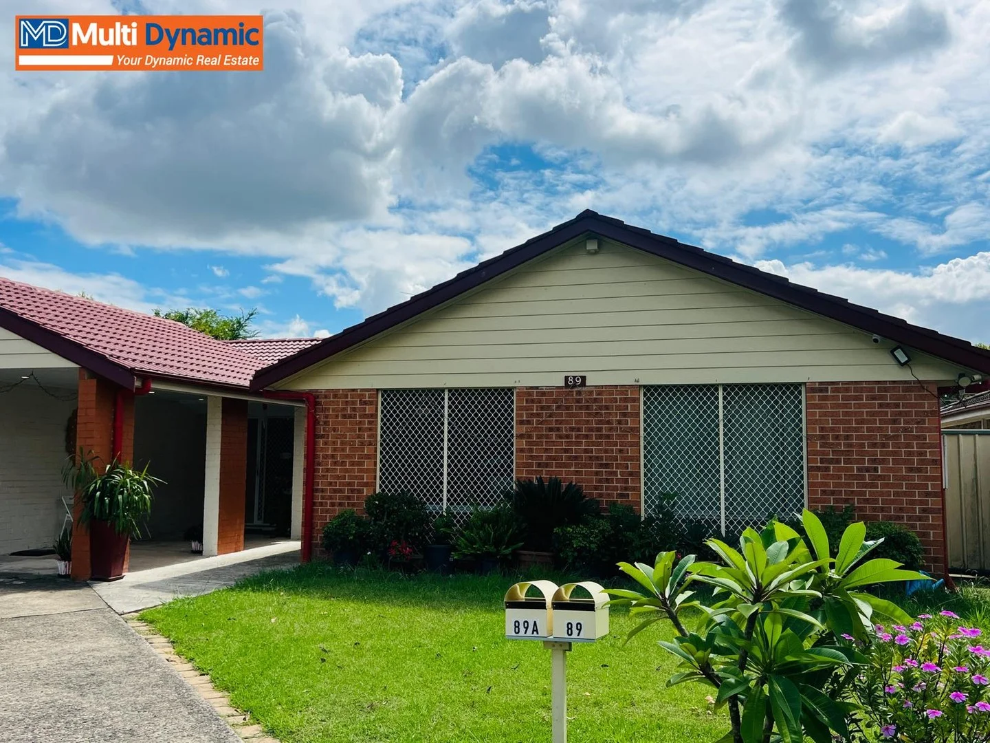 89A Adrian Street, Macquarie Fields NSW 2564 photo 2