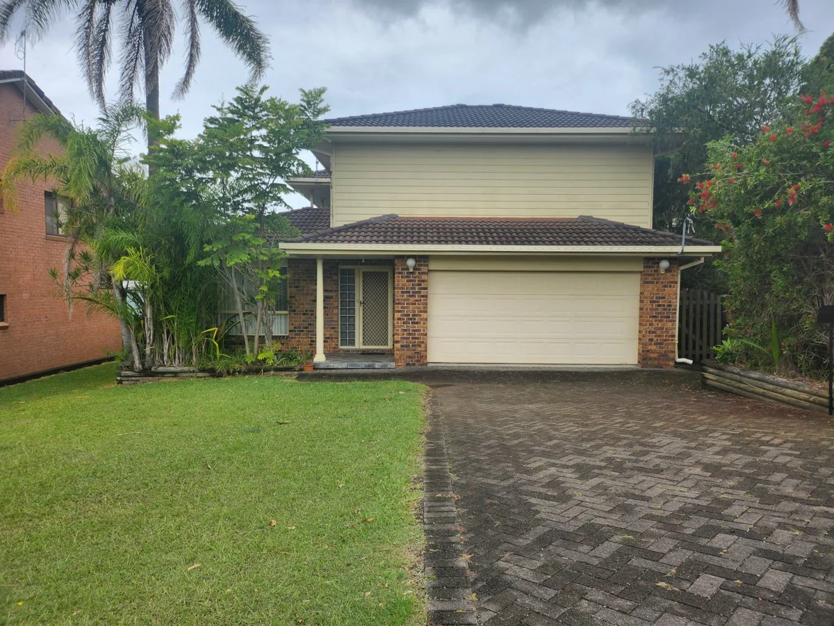 16 Seaview Street, Diamond Beach NSW 2430