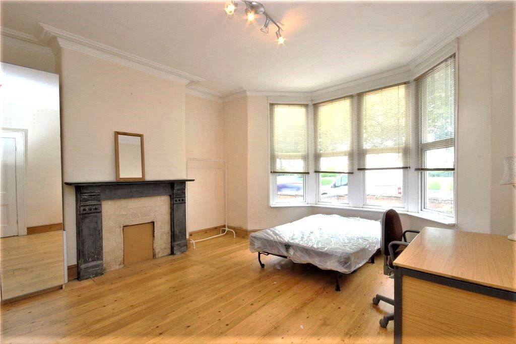 Additional image 7 of 4 bed detached house to rentGloucester Road, Horfield, Bristol, Somerset BS7