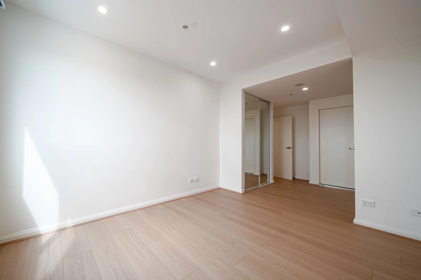 Additional image 5 of 1604/5 Second Avenue, Blacktown NSW 2148
