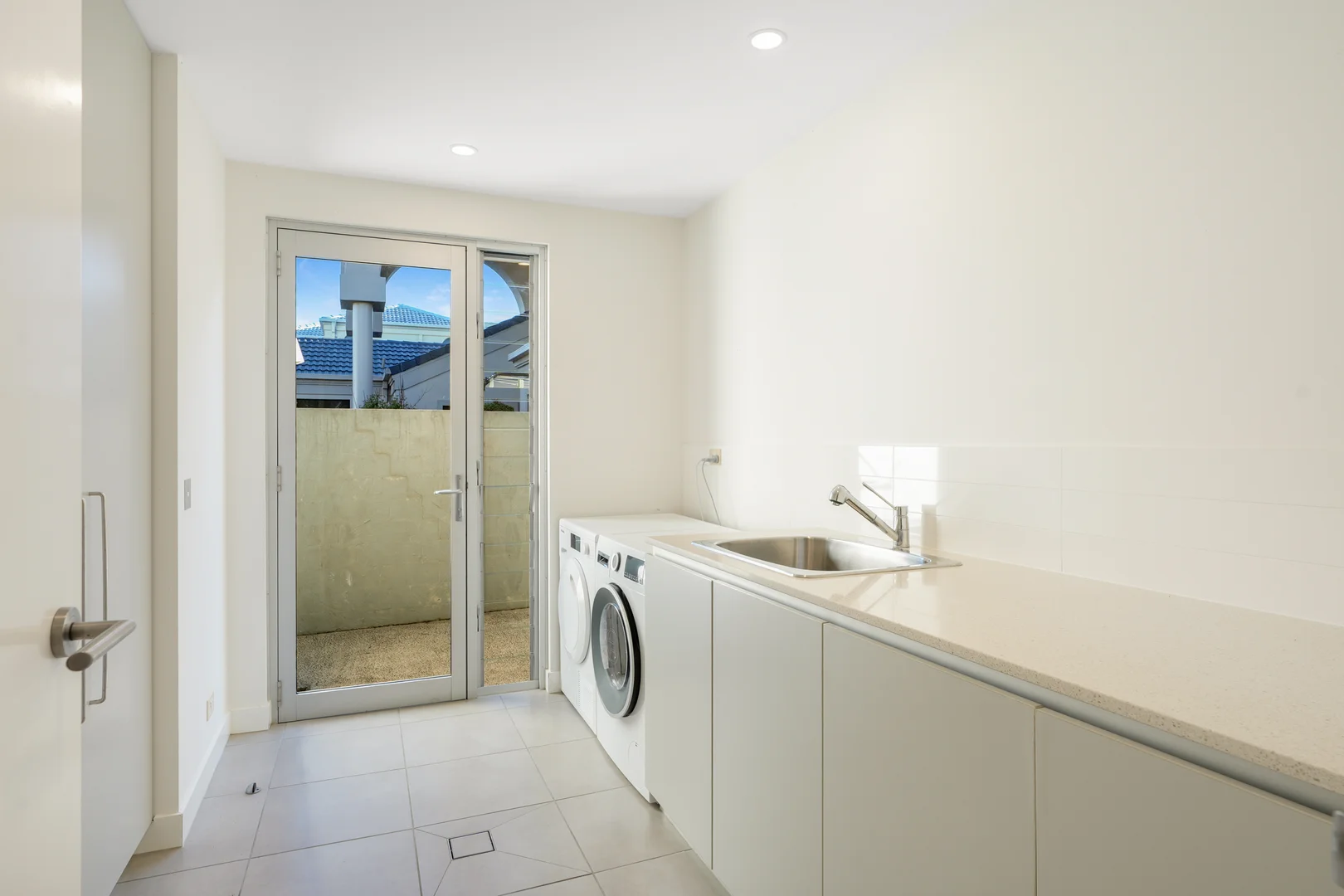 Additional image 33 of 37 Martinique Way, Clear Island Waters QLD 4226