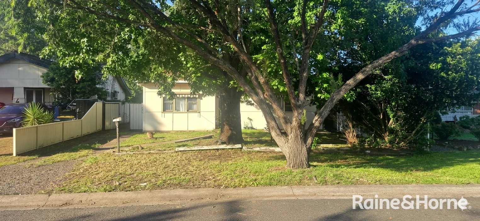 6 James Street, Ingleburn NSW 2565