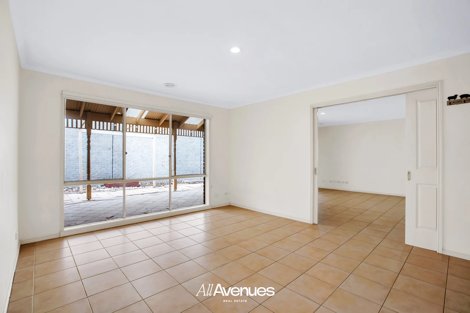 Additional image 2 of 10 Kalastaire Grove, Berwick VIC 3806
