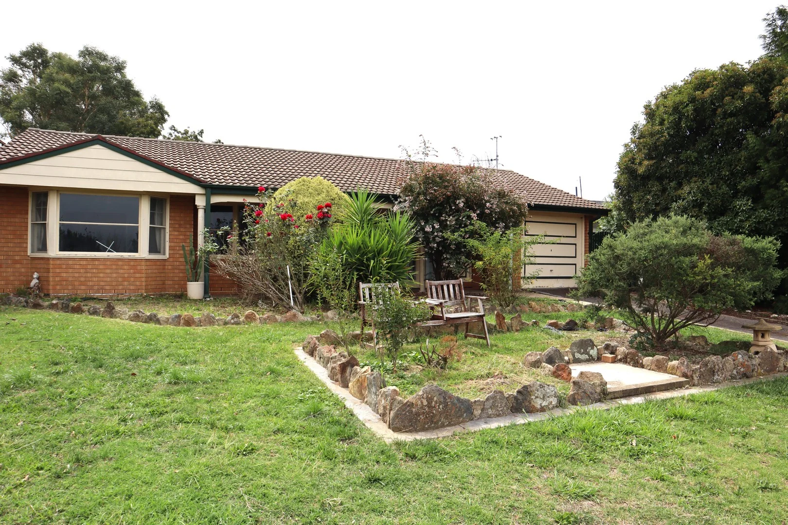 12 Miriyan Drive, Bathurst NSW 2795