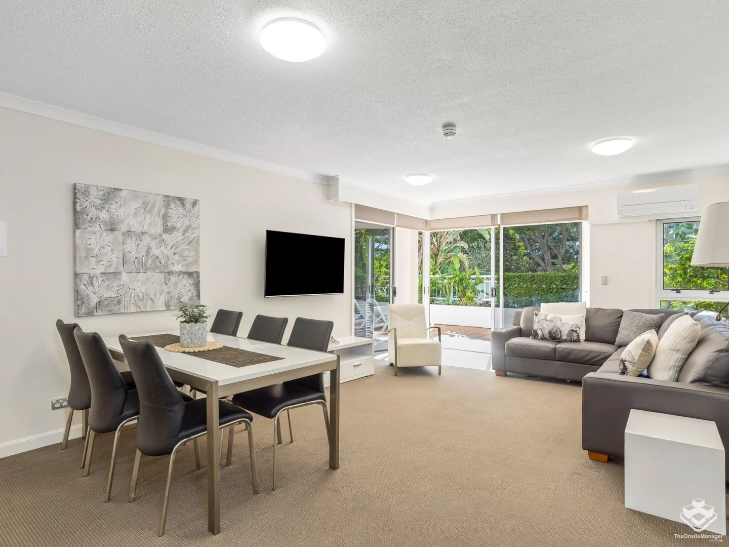Additional image 3 of ID:21159432/220 The Esplanade, Burleigh Heads QLD 4220