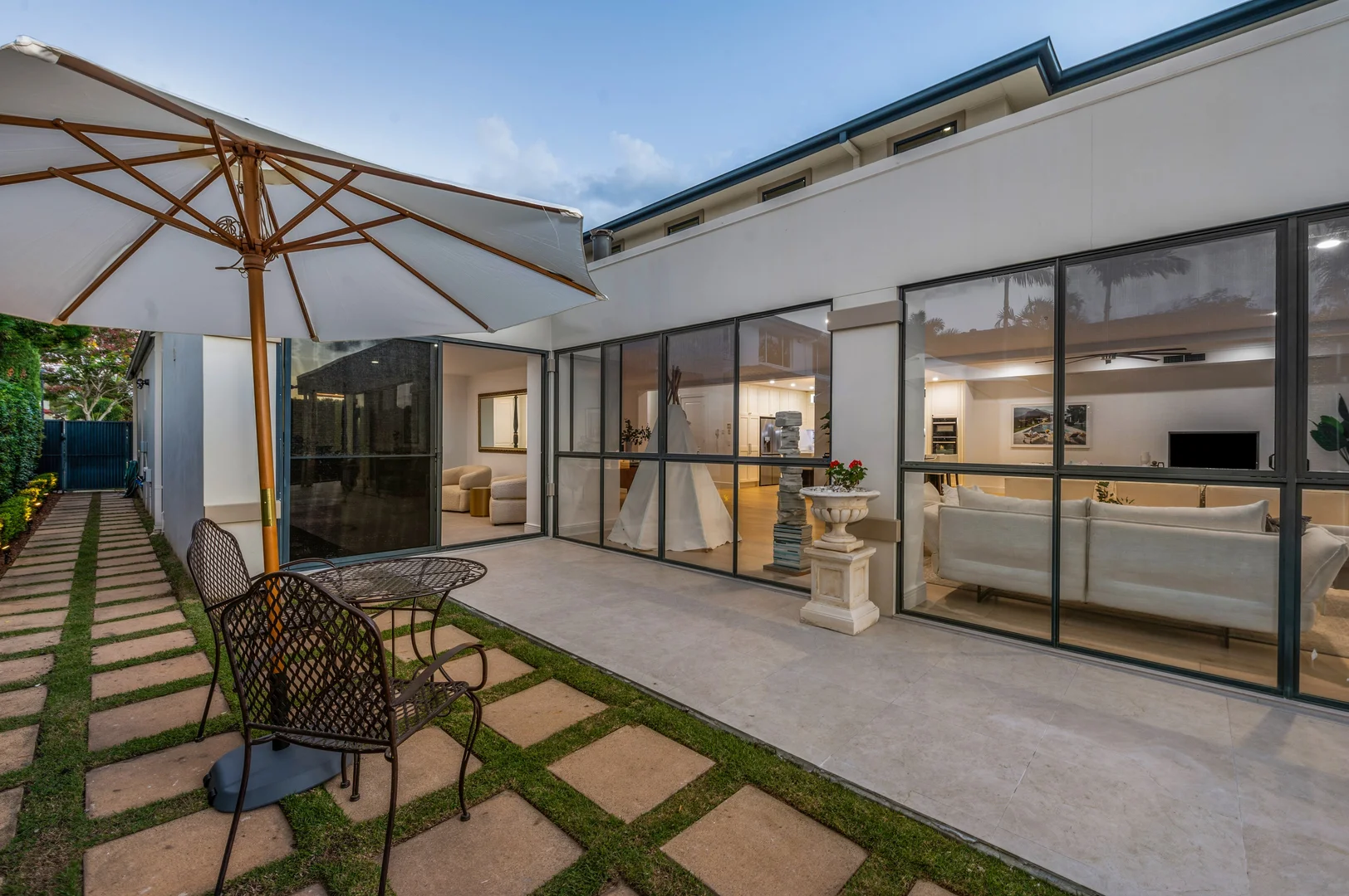 Additional image 26 of 2344 Cressbrook Dr, Hope Island QLD 4212