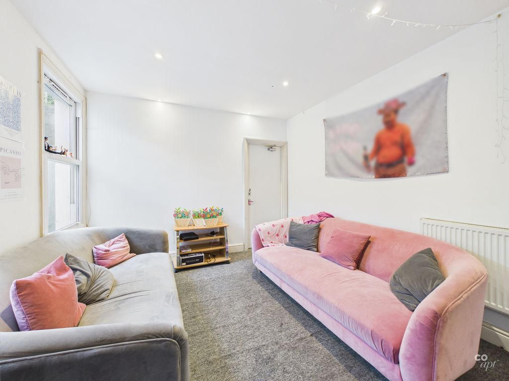 8 bed shared accommodation to rentRiley Road, Brighton BN2