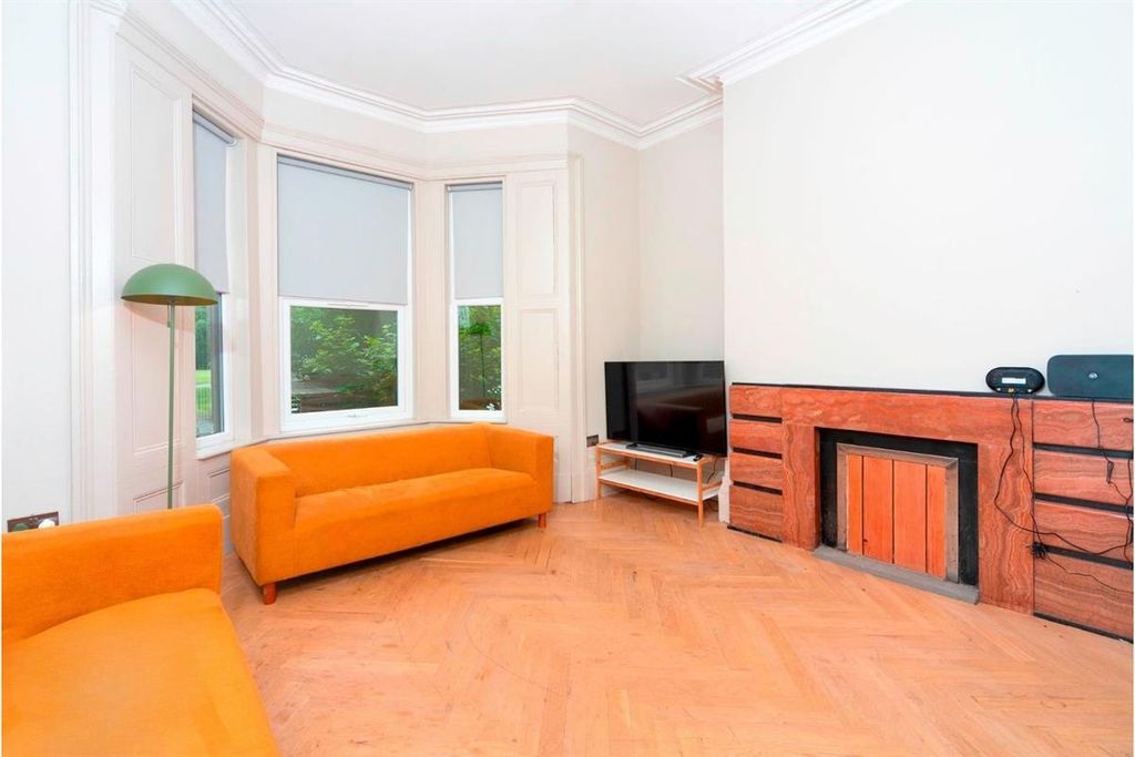 9 bed semi-detached house to rentMoss Lane, Manchester M14