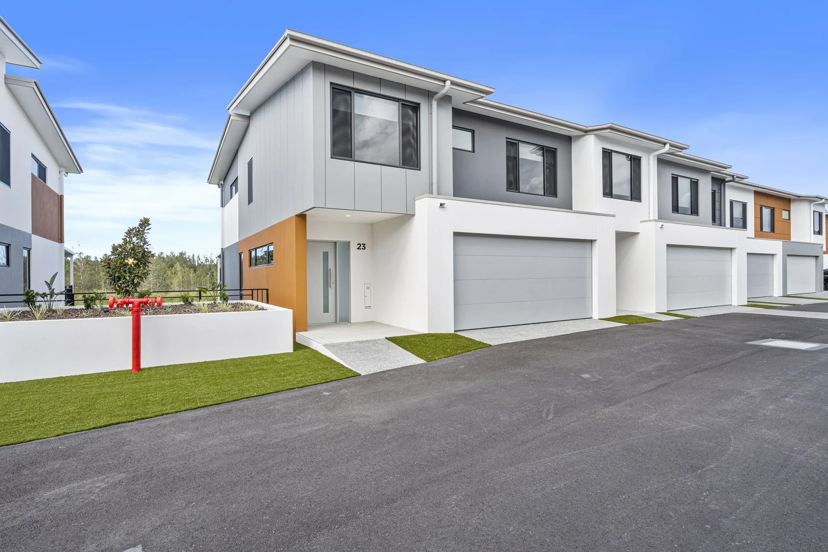 23/19 Sunrise Ct, Merrimac QLD 4226