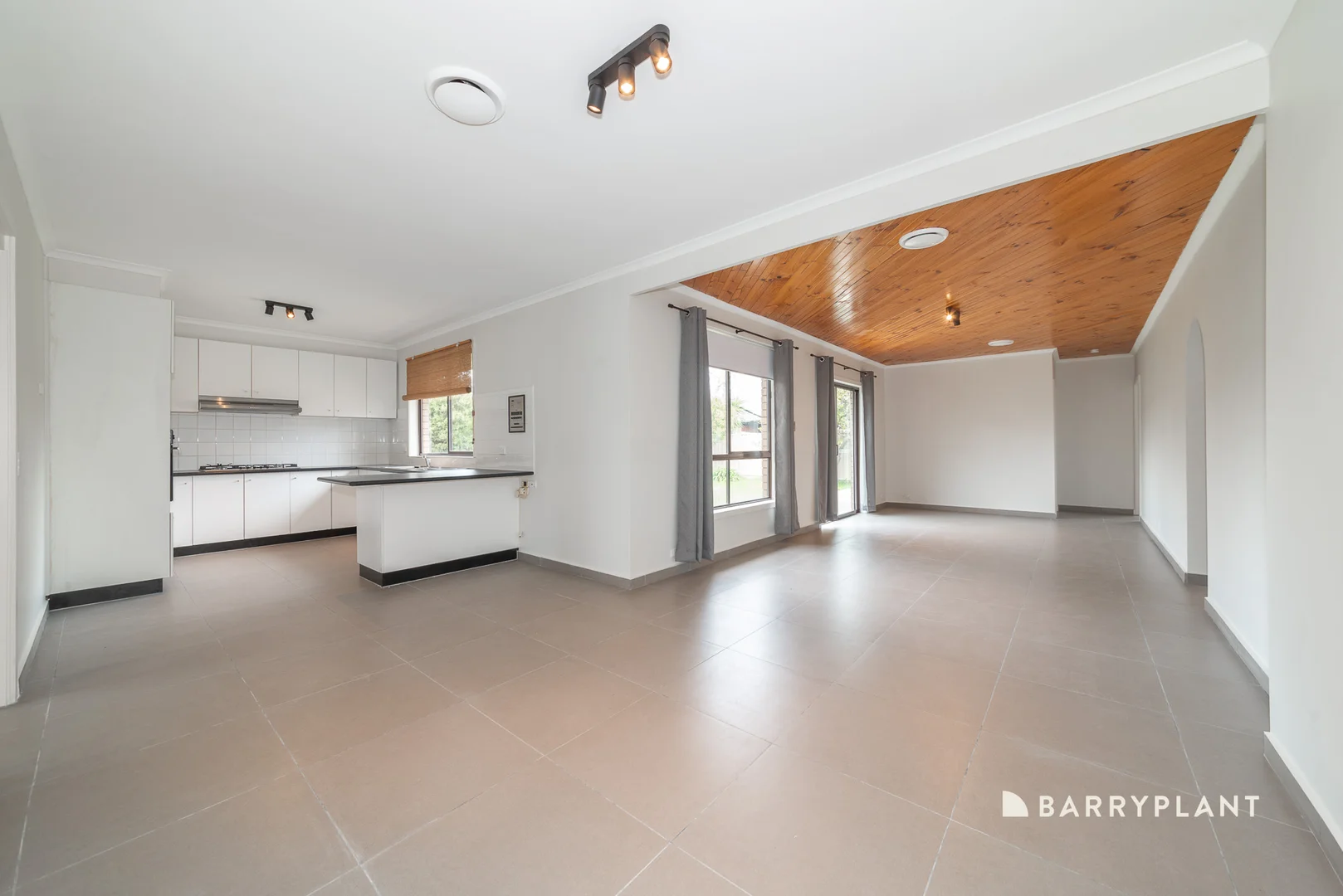 Additional image 4 of 7 Strahan Court, Keilor Downs VIC 3038