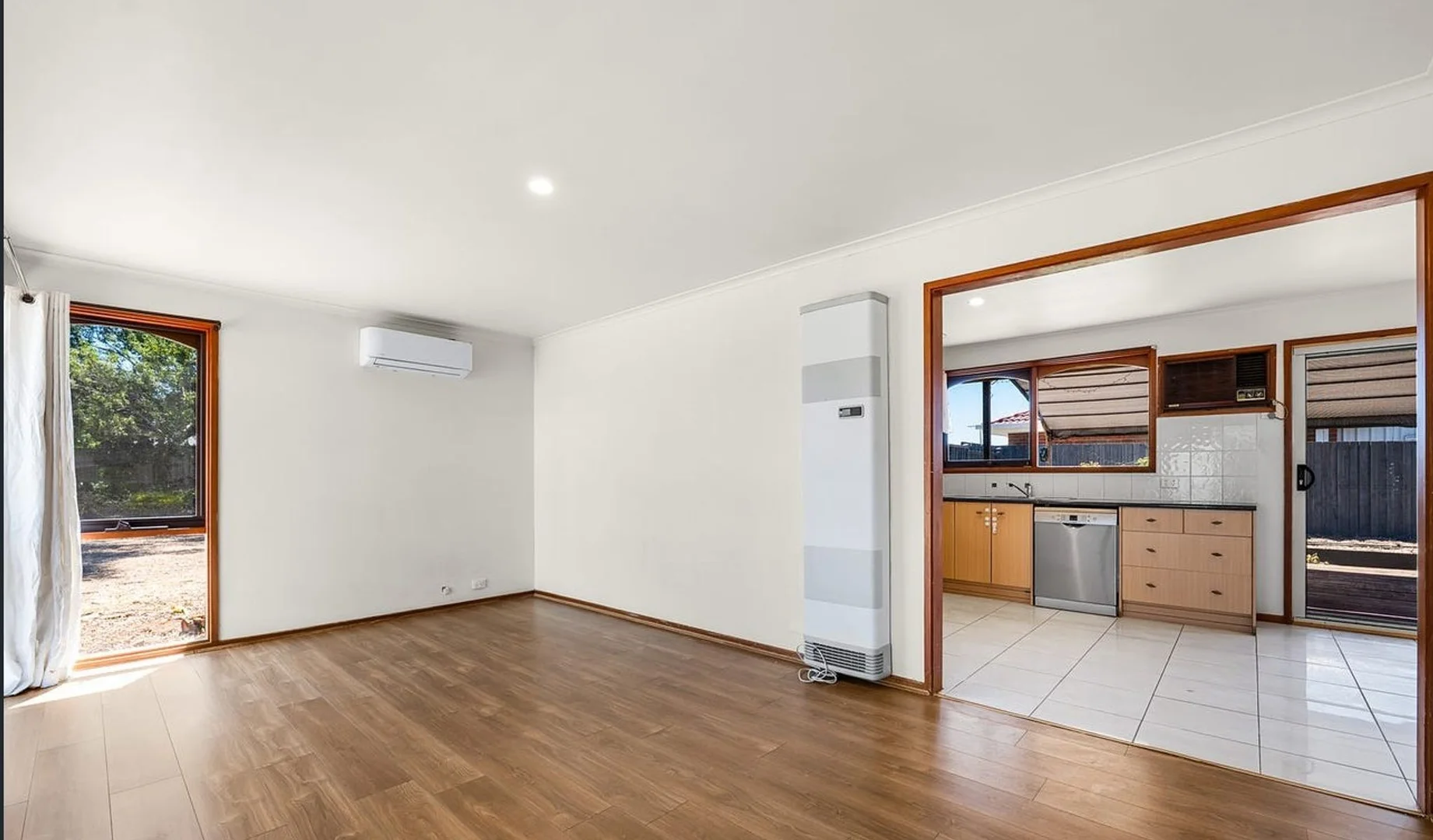 Additional image 5 of 14 Simon Court, Brookfield VIC 3338