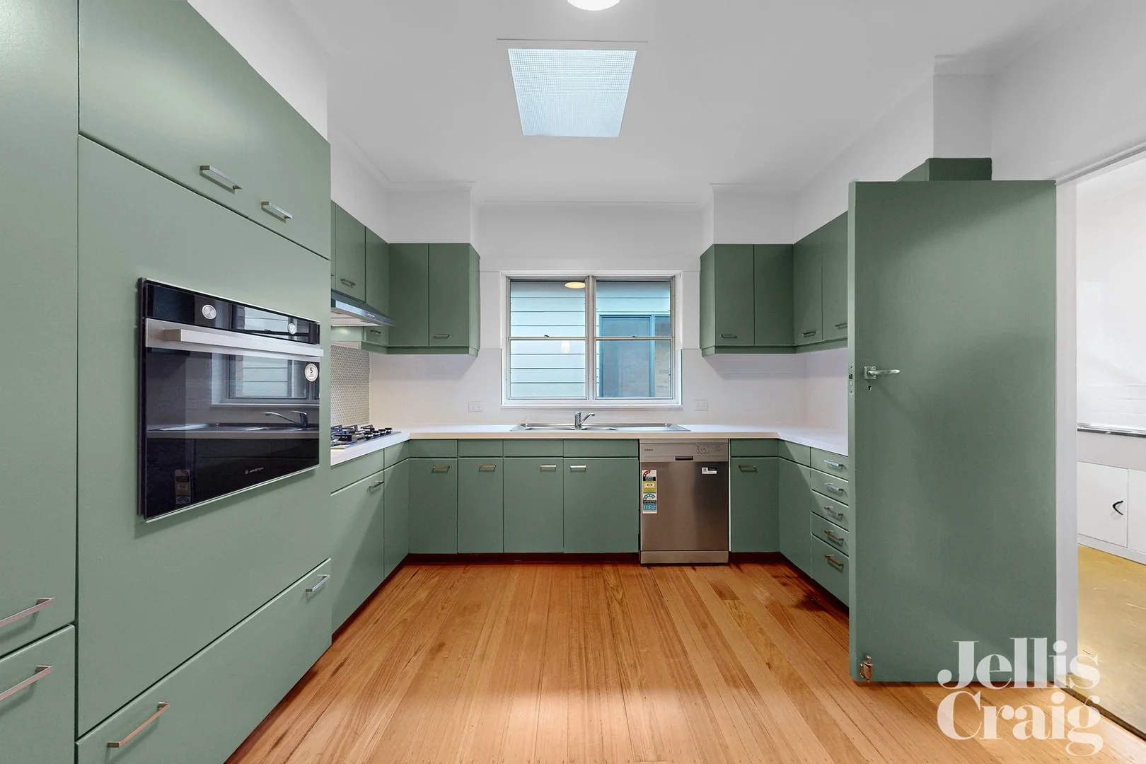Additional image 2 of 654 Centre Road, Bentleigh East VIC 3165