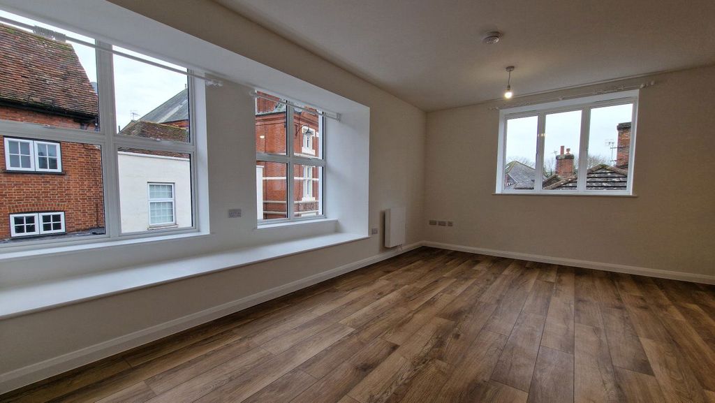 Additional image 7 of 2 bed flat to rentOld Town, Hemel Hempstead (F1) HP1