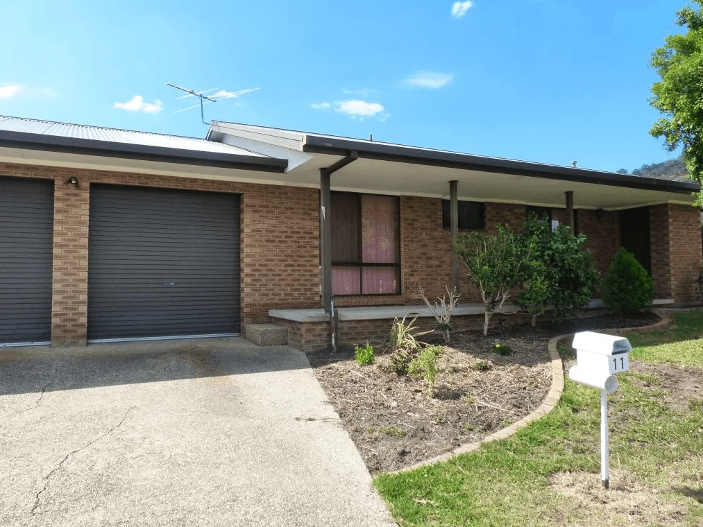 11 Darri Drive, Springdale Heights NSW 2641