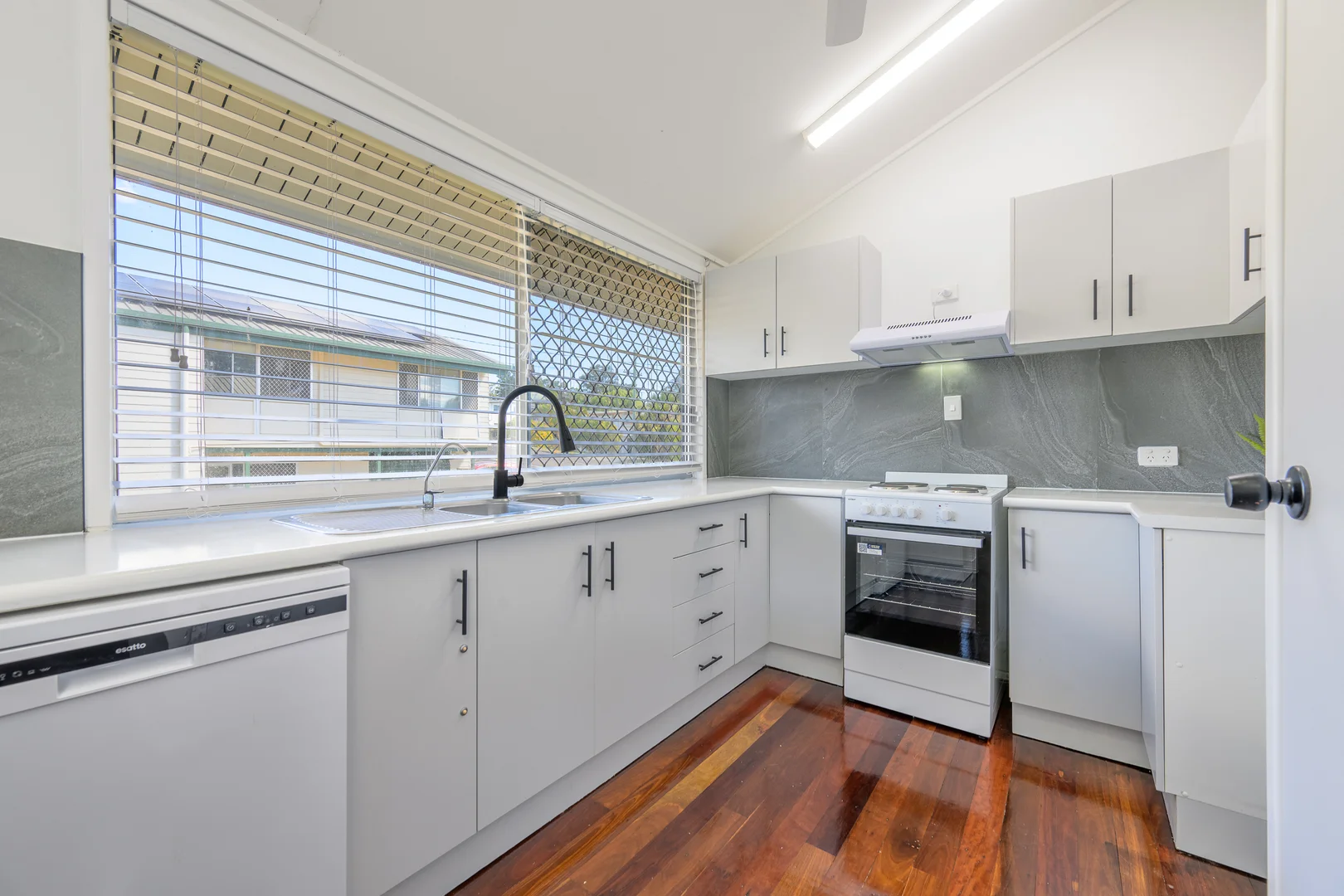 Additional image 5 of 41 Beak Street, New Auckland QLD 4680