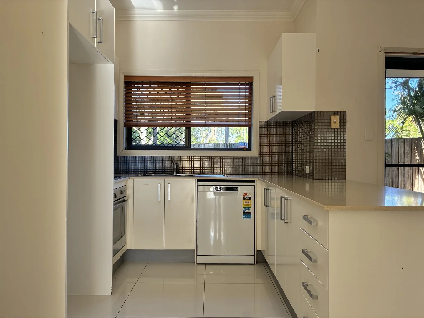 Additional image 2 of 10/243 Torquay Tce, Torquay QLD 4655