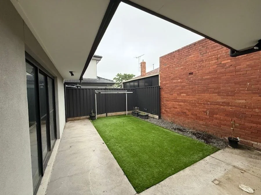 Additional image 2 of 2/24 Kinross Street, Pascoe Vale VIC 3044