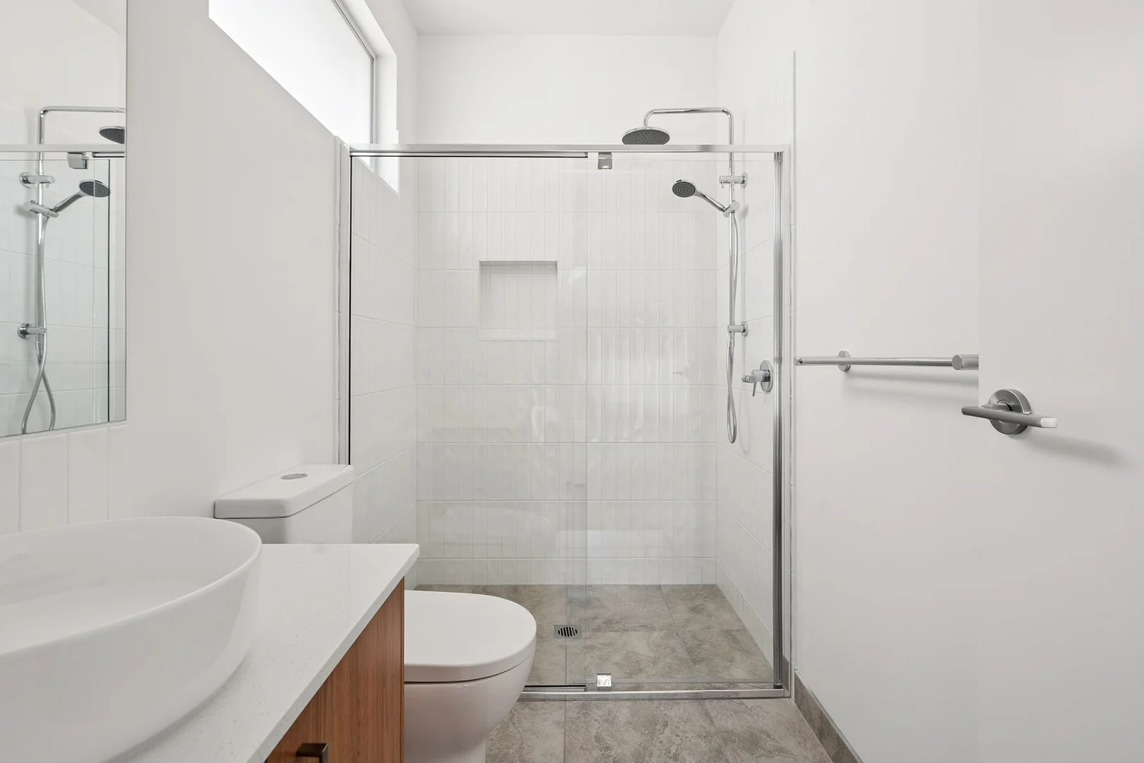 Additional image 5 of 1/156 Ballarat Road, Hamlyn Heights VIC 3215